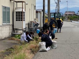 避難訓練、美化活動、体力測定を行いました